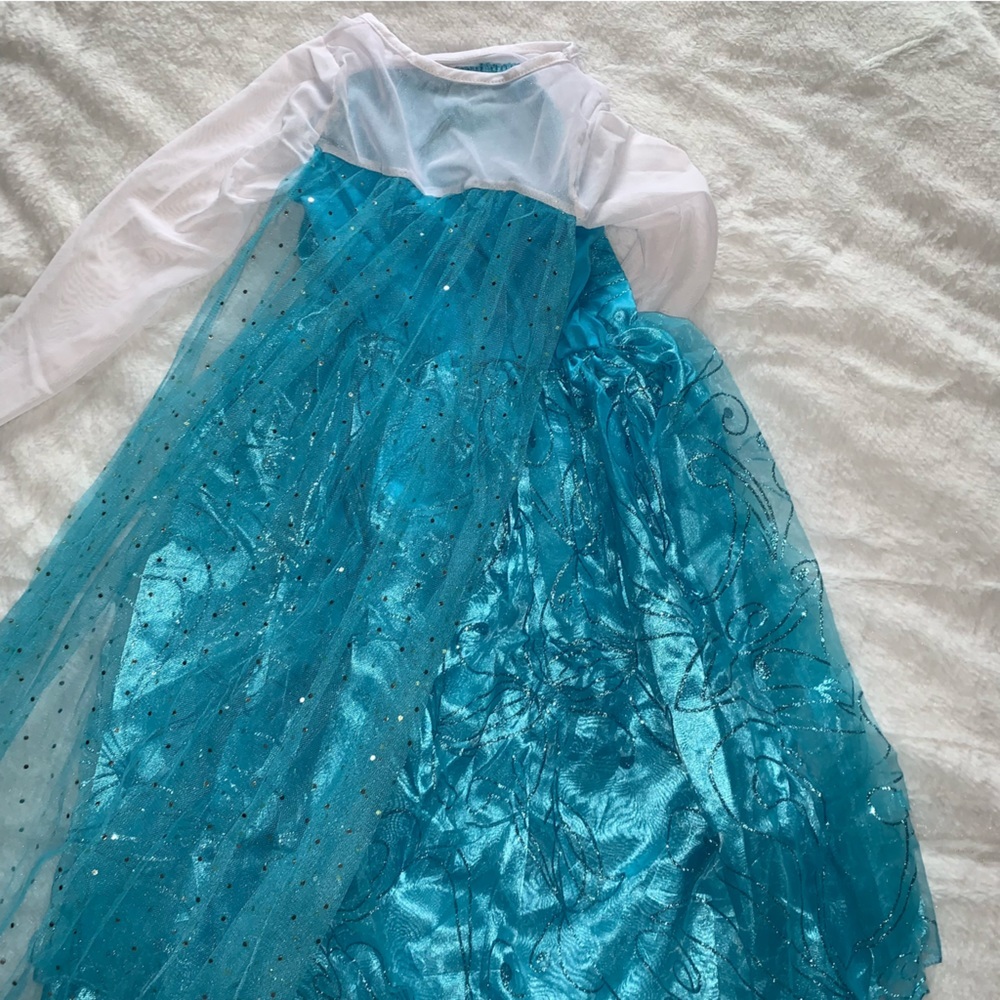 Elsa Halloween Costume Disney Princess Dress  Costume size 1 -3 years or 7-9 - Picture 7 of 9
